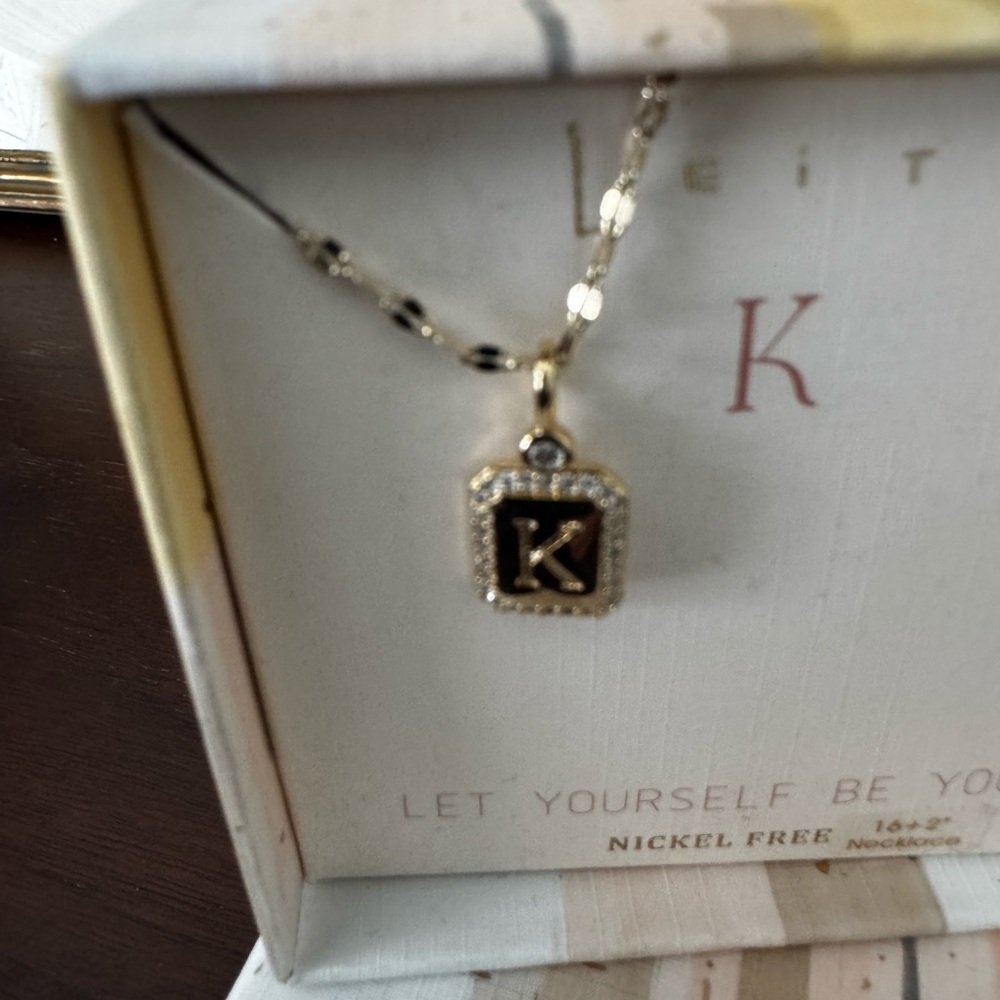 Leith Gold and Black Pendant Necklace